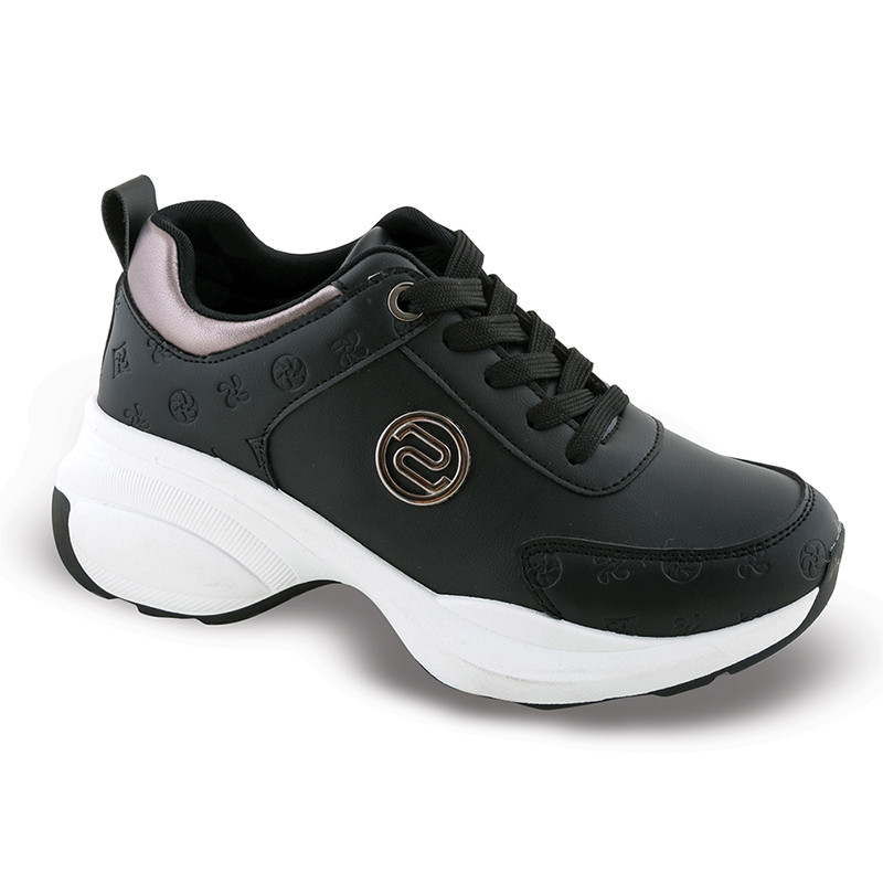 Γυναικεία sneakers με κορδόνια και τακούνι Γυναικεία sneakers με κορδόνια και τακούνι